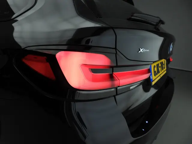 BMW 5 Serie Touring 530e xDrive 2024 Hybride Benzine 50