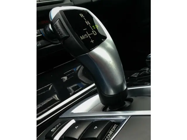 BMW 5 Serie 520i High Executive - NL Auto 2015 Benzine 15