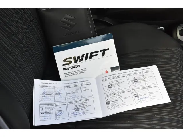 Suzuki Swift 1.2 Dynamic Automaat 2014 Benzine 21