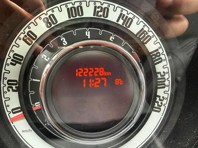 Fiat 500 0.9 TwinAir Lounge 2013 Benzine 11