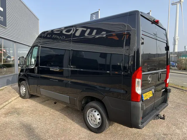 Opel Movano 35 2.2D 165 L2H2 Edition 2022 Diesel 9