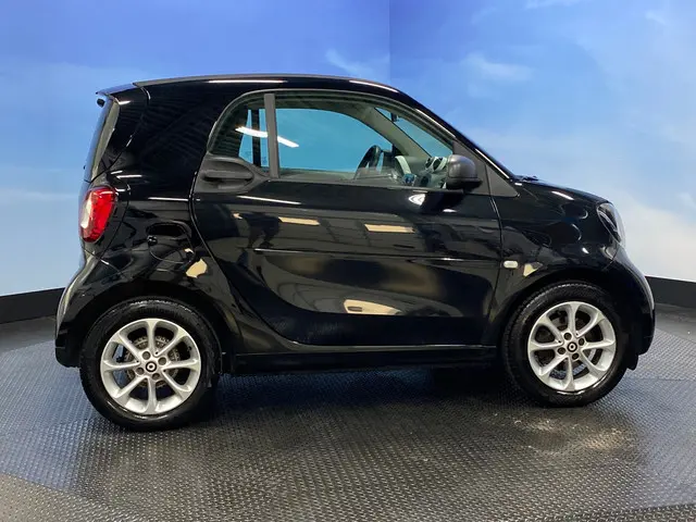Smart Fortwo 1.0 Business Solution 2018 Benzine 6