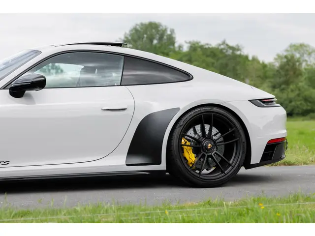 Porsche 911 3.0 Carrera GTS 2022 Benzine 115