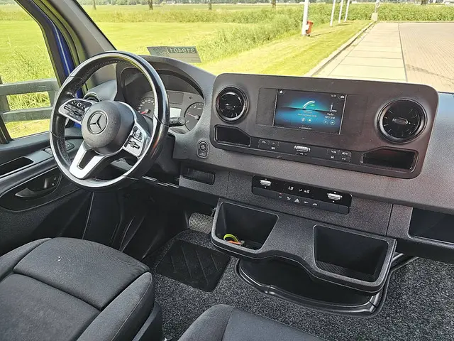 Mercedes-Benz Sprinter 516 2020 Diesel 8