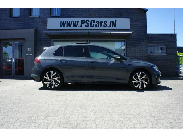 Volkswagen Golf 1.5 eTSI R-Line 2023 Benzine 18