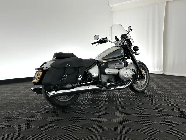 BMW R18 Classic Option-719 2024 Benzine 6