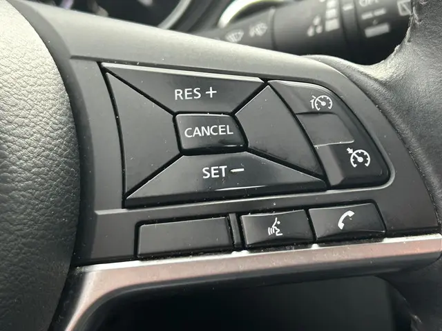 Nissan QASHQAI 1.3 DIG-T N-Connecta 2019 Benzine 19