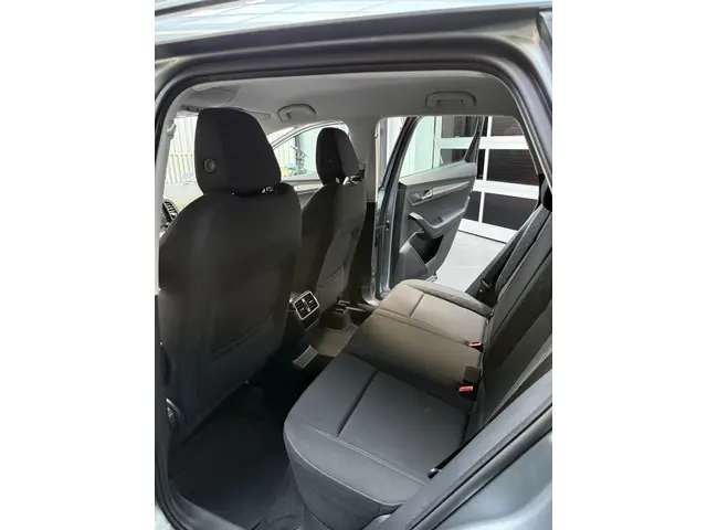 Škoda Karoq 1.0 TSI Business Edition 2021 Benzine 8