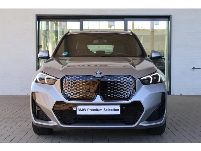 BMW iX1 eDrive20 67 kWh M Sport Edition 2025 Elektrisch 3