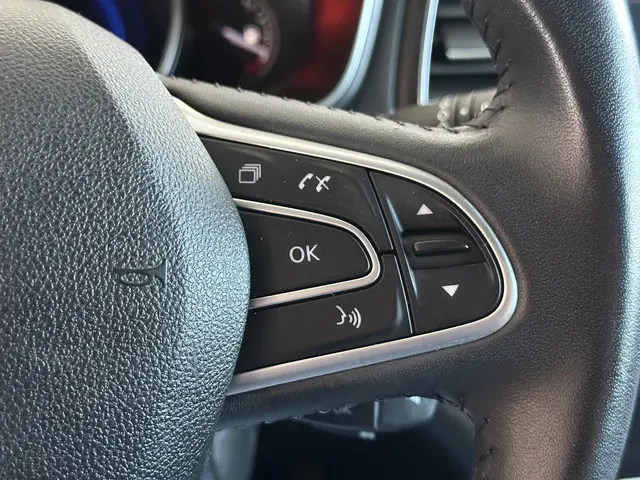 Renault Mégane Estate 1.3 TCe Limited 2019 Benzine 22