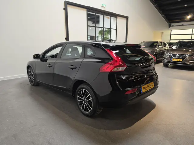 Volvo V40 1.5 T2 Nordic+ 2017 Benzine 6
