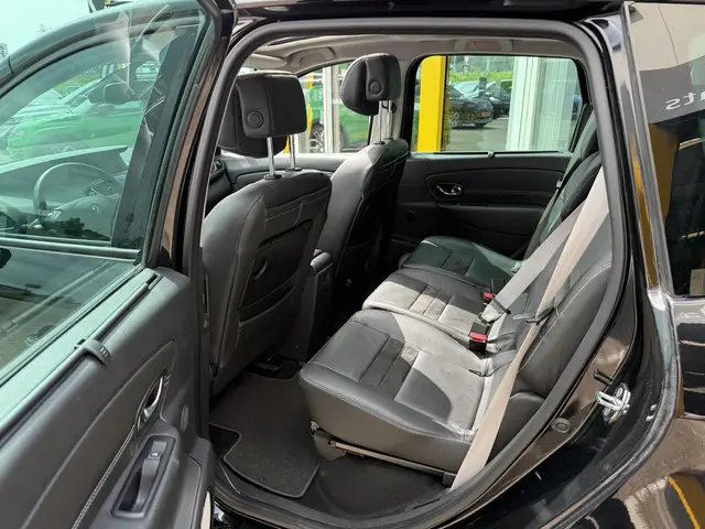 Renault Scénic 2.0 Bose 2014 Benzine 7