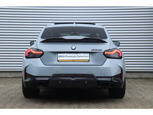 BMW 2 Serie Coupé M240i xDrive 2022 Benzine 4