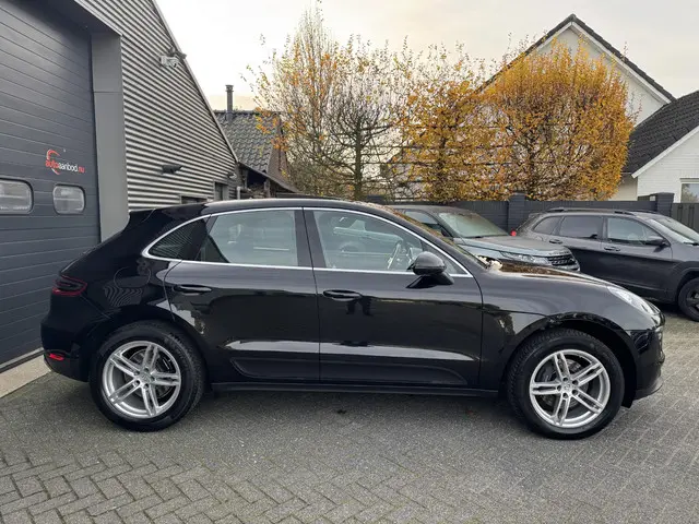 Porsche Macan 2.0 2017 Benzine 4