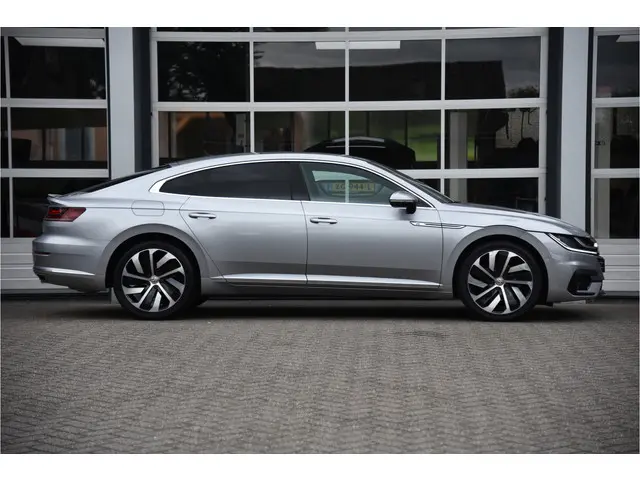 Volkswagen Arteon 1.5 TSI Business R 2019 Benzine 22