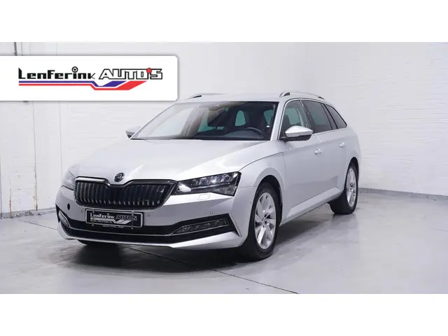 Škoda Superb Combi 1.4 TSI iV Style 2021 Hybride Benzine