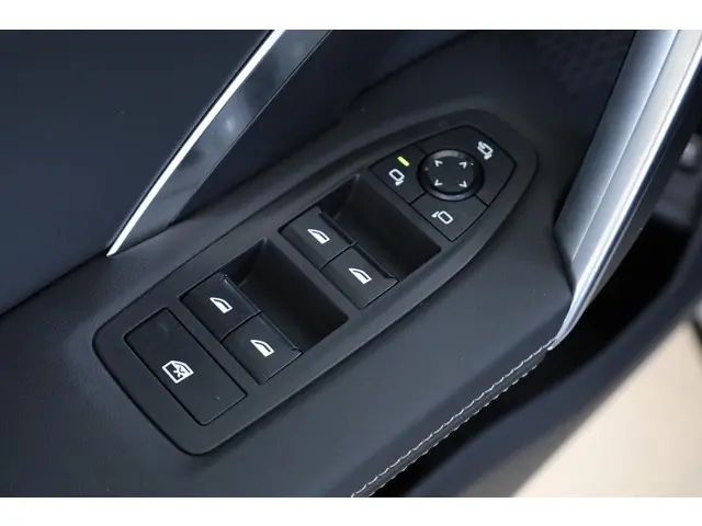 BMW iX1 eDrive20 2025 Elektrisch 24