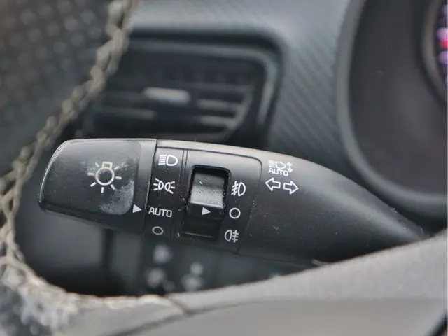 Kia Stonic 1.0 T-GDi MHEV GT-Line 2021 Hybride Benzine 11