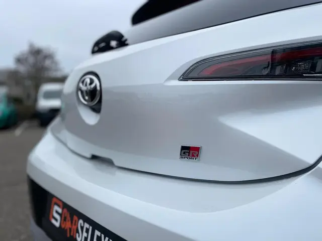 Toyota Corolla Hybrid 140 GR Sport 2022 Hybride Benzine 5
