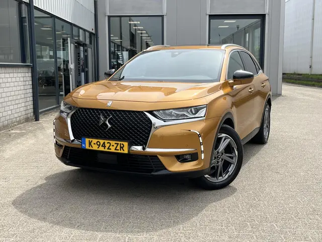 DS DS 7 Crossback 1.2 PureTech So Chic 2021 Benzine 92