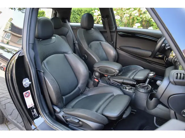 MINI Cooper S Mini 2.0 Serious Business 2014 Benzine 10