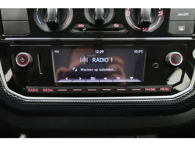 Volkswagen up! 1.0 BMT move up! 2021 Benzine 5