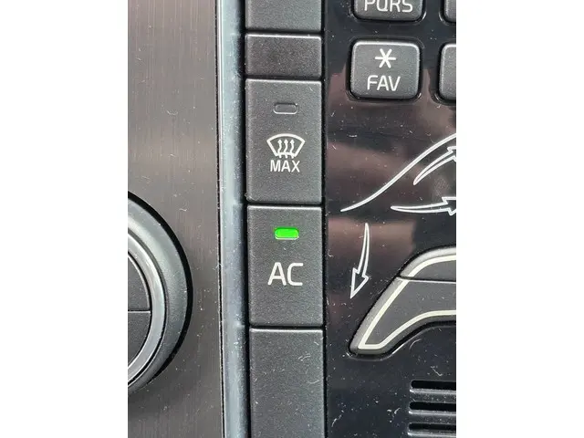 Volvo V40 Volvo v40 1.6 T2 Summum topstaat 2013 Benzine 14