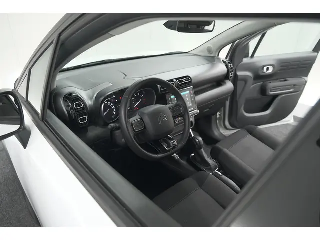 Citroën C3 Aircross PureTech 130 EAT6 Plus 2024 Benzine 3