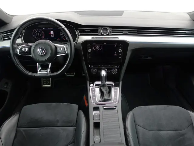 Volkswagen Arteon 1.5 TSI 180pk R Line Aut- 2019 Benzine 7