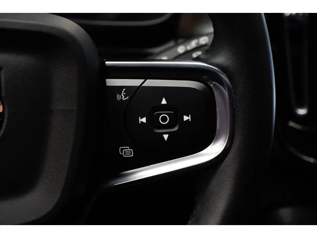 Volvo XC40 Recharge 70 kWh 2022 Elektrisch 29