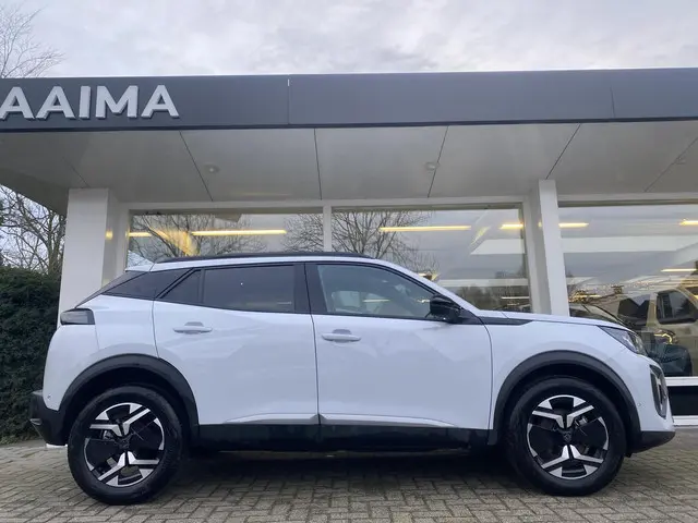 Peugeot 2008 1.2 Hybrid 145 Allure 2025 Hybride Benzine 2