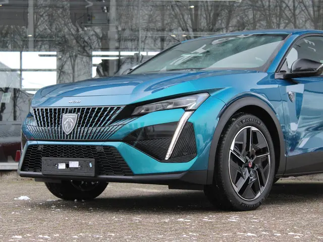 Peugeot 408 HYBRID 145 e-DCS6 GT 2026 Hybride Benzine 17