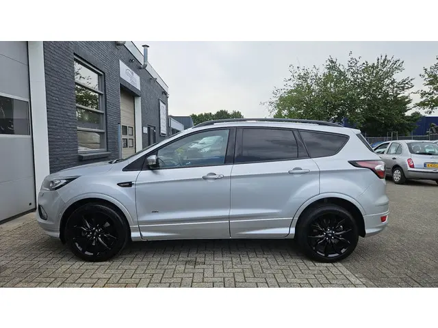 Ford Kuga 1.5 EcoBoost ST Line 2018 Benzine 3