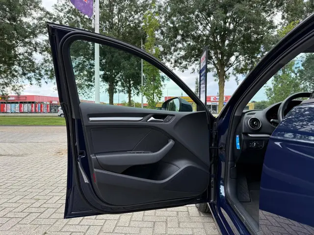 Audi A3 Sportback 1.5 TFSI CoD Pro Line 2018 Benzine 11