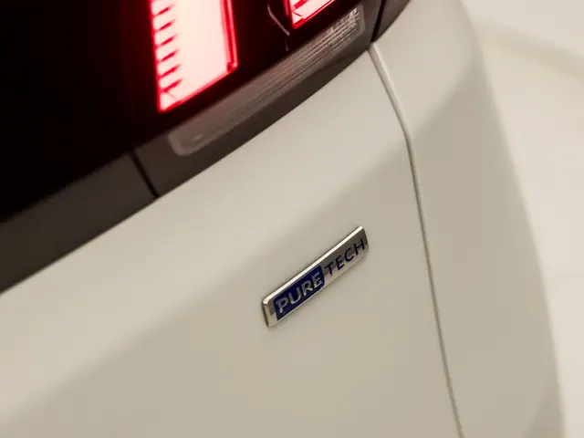 Peugeot 3008 1.2 PureTech Allure Sport 2017 Benzine 30