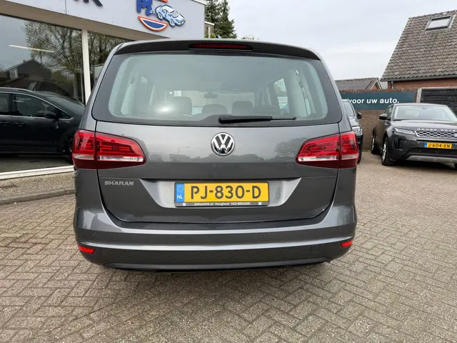 Volkswagen Sharan 1.4 TSI Exclusive Series 2017 Benzine 27