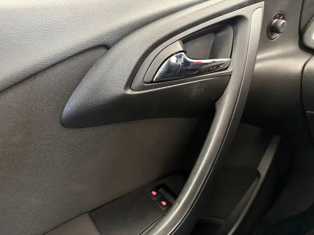 Opel Astra 1.4 Turbo Blitz | Navi | 2015 Benzine 14