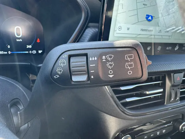 Ford Kuga 2.5 PHEV ST-Line X 2025 Hybride Benzine 20