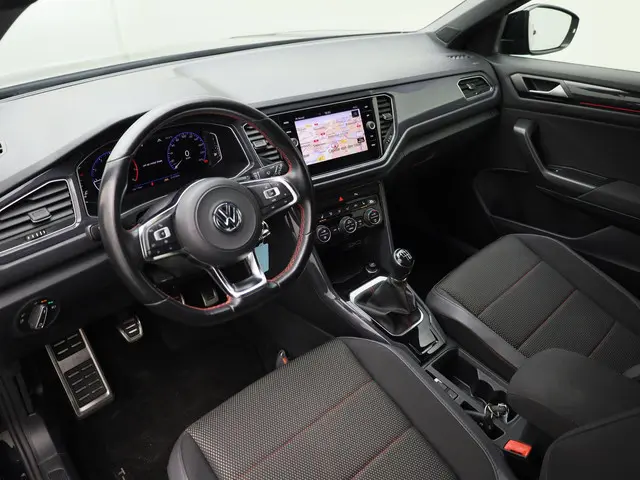 Volkswagen T-Roc 1.5TSI/150PK Sport 2020 Benzine 16