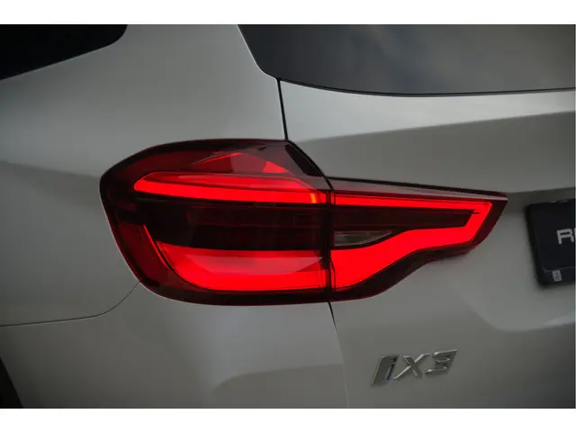 BMW iX3 High Executive 80 kWh 2021 Elektrisch 23
