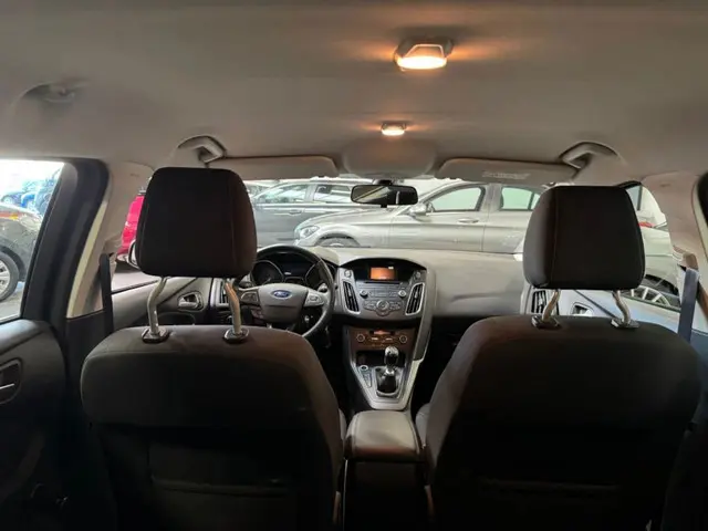 Ford Focus 1.0 Titanium Edition 2016 Benzine 22