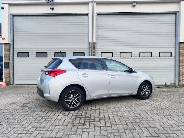 Toyota Auris 1.3 Aspiration 2015 Benzine 6