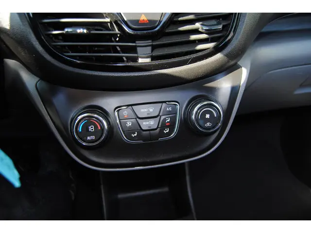 Opel KARL 1.0 ecoFLEX Innovation 2017 Benzine 10