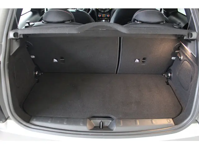 MINI Cooper Mini 1.5 Camden Edition 2023 Benzine 5