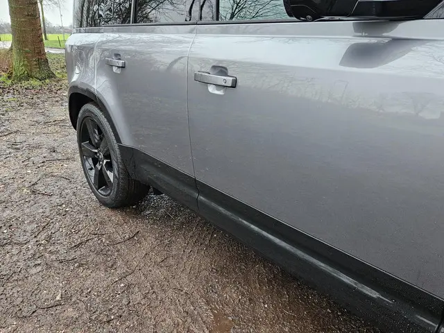 Land Rover Defender 110 2.0 P400e 2021 Hybride Benzine 7