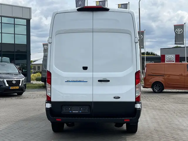 Ford E-Transit 350 L3H3 Trend 68 kWh 2023 Elektrisch 9