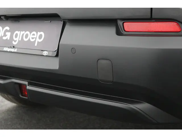 Toyota Urban Cruiser Dynamic 61 kWh 2026 Elektrisch 38