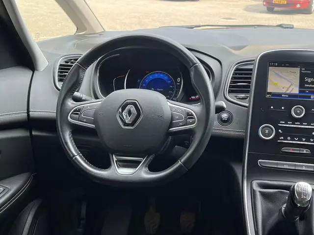Renault Scénic 1.2 TCe Intens 2017 Benzine 11