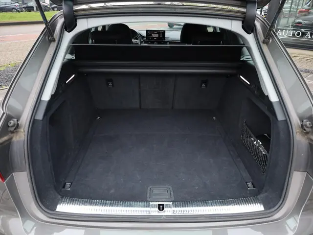 Audi A4 Avant 40 TFSI Advanced Edition 2020 Benzine 15