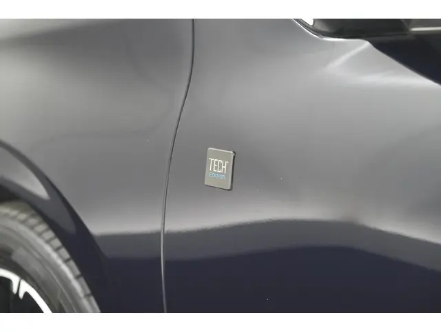 Peugeot 208 PureTech 110 Tech Edition 2018 Benzine 22